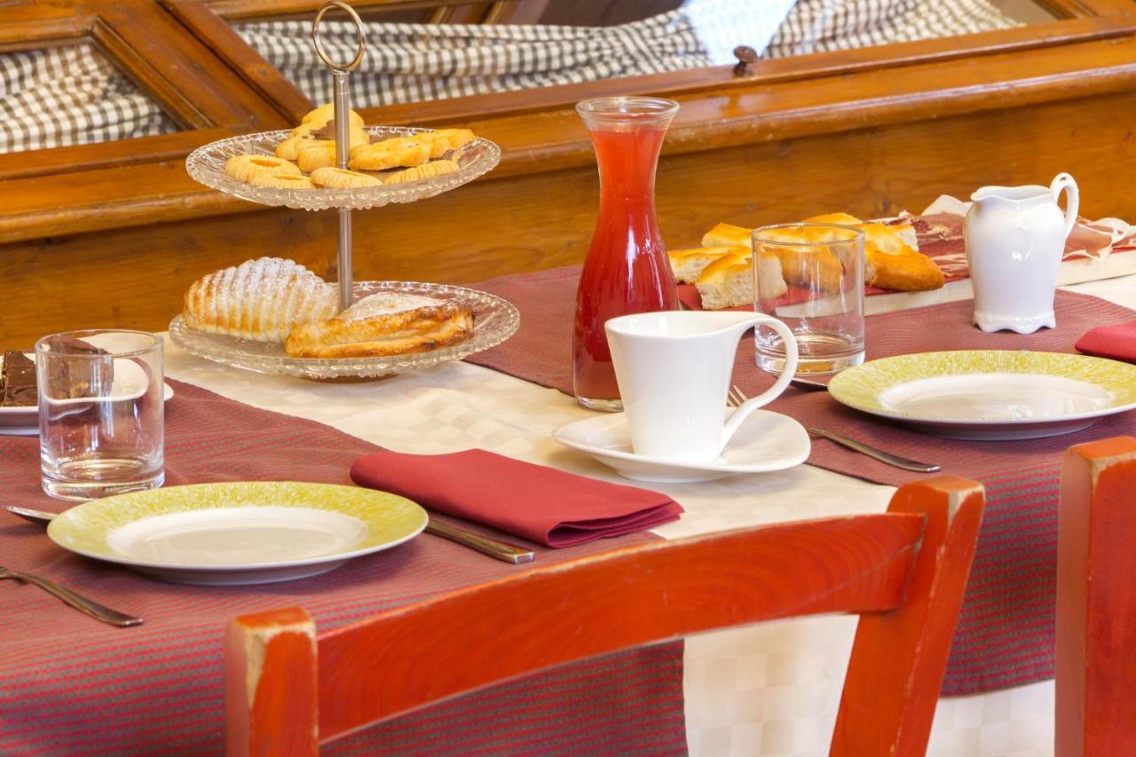 Alla Porta Di Sotto B&B Fivizzano Εξωτερικό φωτογραφία