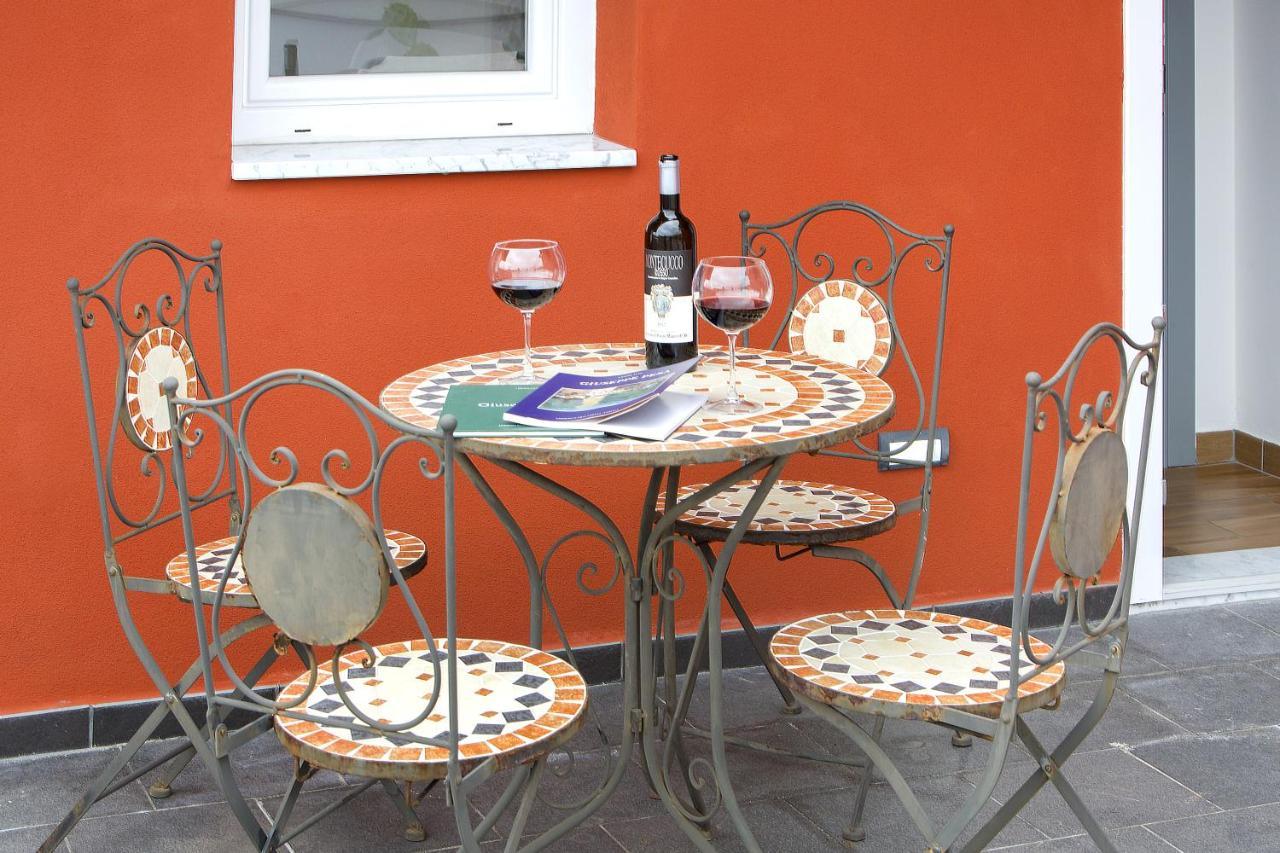 Alla Porta Di Sotto B&B Fivizzano Εξωτερικό φωτογραφία